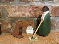 Ostheimer Holz Schäferhund Spielfigur Tiere Spielzeug-2