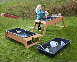 Cosy Chic Wasserfall Spielzeug Wasserständer mit Tabletts für Kinder