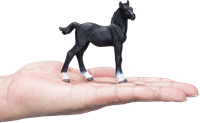 Mojo Horses Spielzeugpferd Hannoveraner Fohlen Schwarz - 381000-3