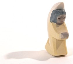 Ostheimer Holzengel gelb Spielfigur handgefertigt Dekoration