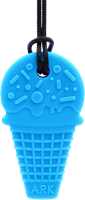 ARK Therapeutic kauwsieraad ijsje blauw XT - bijtketting speelgoed Speelse, ijsjesvormige kauwketting met veel textuur voor sensorische zoekers.