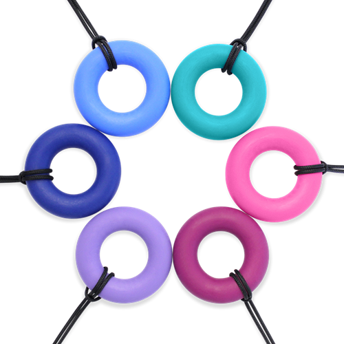 ARK Therapeutic kauwketting ring speelgoed voor kinderen en volwassenen Ronde kauwketting met een breed hangertje voor wie graag met de voortanden kauwt.-2