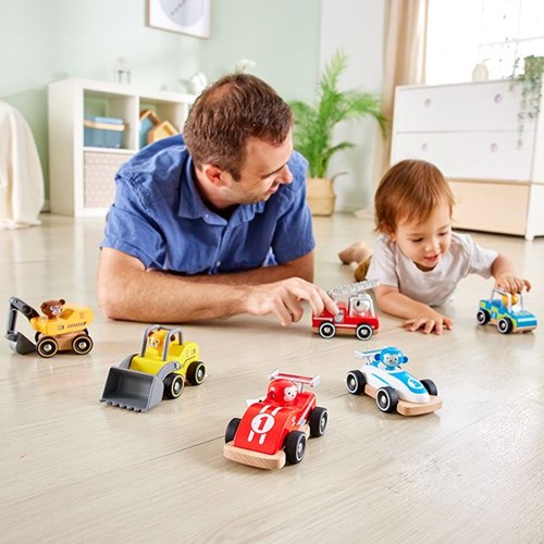 Hape houten speelgoedauto Wild Riders - 1 stuk - willekeurig geleverd-2
