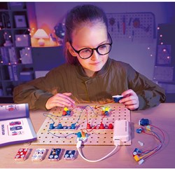Hape Elektronikspielzeug LabBox Circuit Explorer Boost für Kinder