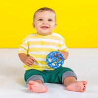 Oball baby rammelaar bal - blauw - flexibel en makkelijk vast te houden-3